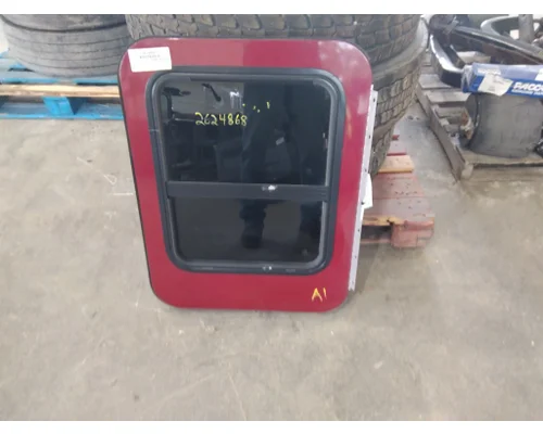 KENWORTH T680 DOOR, COMPARTMENT