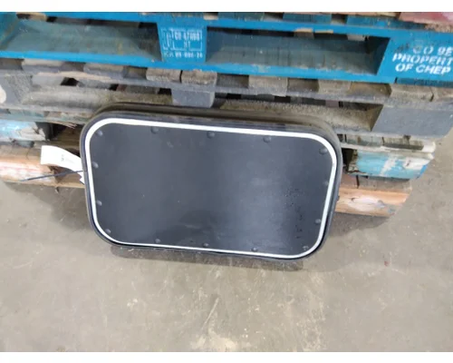 KENWORTH T680 DOOR, COMPARTMENT