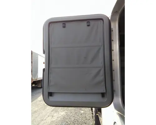 KENWORTH T680 DOOR, COMPARTMENT