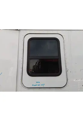 KENWORTH T680 DOOR, COMPARTMENT