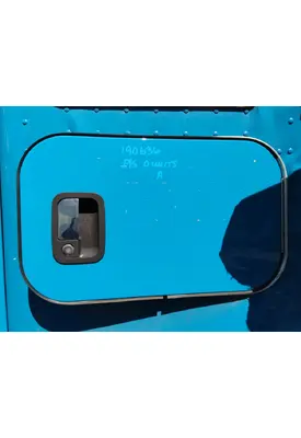 KENWORTH T680 DOOR, COMPARTMENT