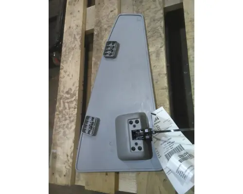 KENWORTH T680 DOOR, COMPARTMENT
