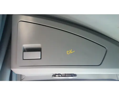 KENWORTH T680 DOOR, COMPARTMENT