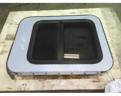 KENWORTH T680 DOOR, COMPARTMENT