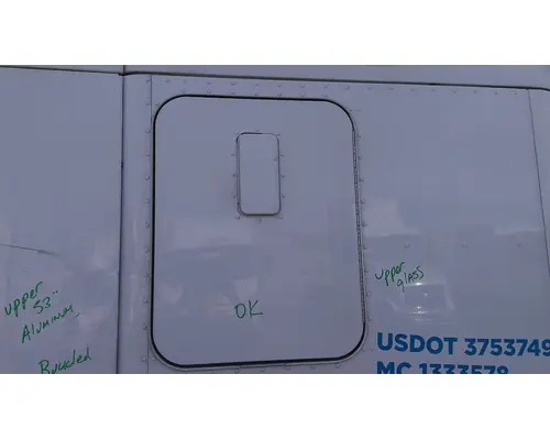 KENWORTH T680 DOOR, COMPARTMENT