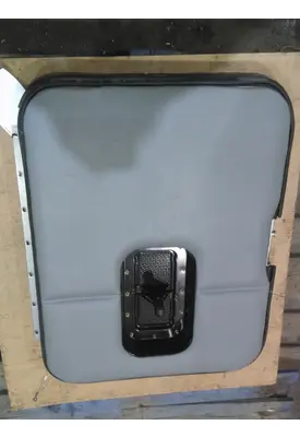 KENWORTH T680 DOOR, COMPARTMENT