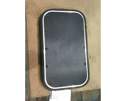 KENWORTH T680 DOOR, COMPARTMENT