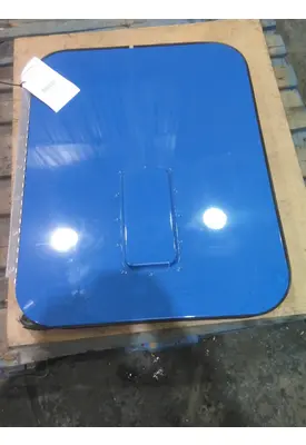 KENWORTH T680 DOOR, COMPARTMENT