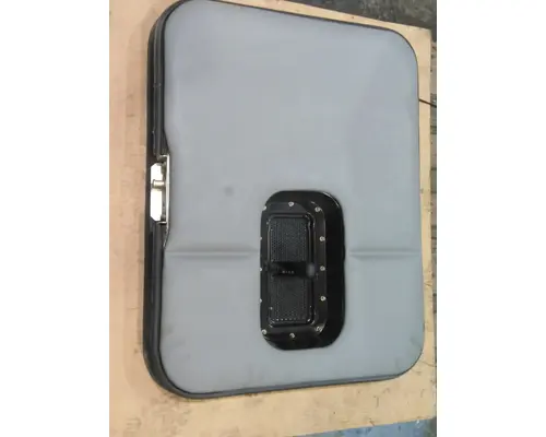 KENWORTH T680 DOOR, COMPARTMENT