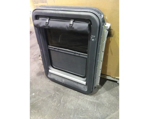 KENWORTH T680 DOOR, COMPARTMENT