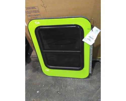 KENWORTH T680 DOOR, COMPARTMENT