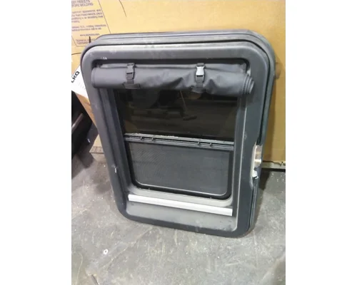 KENWORTH T680 DOOR, COMPARTMENT