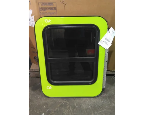 KENWORTH T680 DOOR, COMPARTMENT
