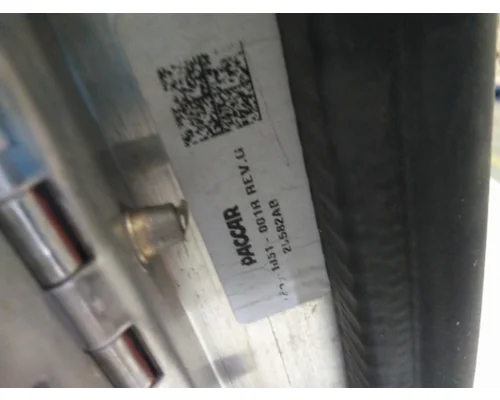 KENWORTH T680 DOOR, COMPARTMENT