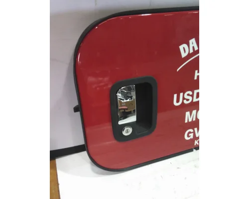 KENWORTH T680 DOOR, COMPARTMENT