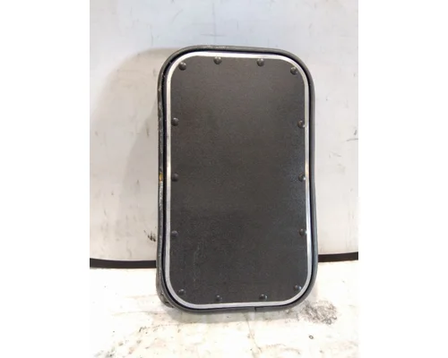 KENWORTH T680 DOOR, COMPARTMENT