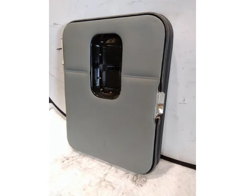 KENWORTH T680 DOOR, COMPARTMENT