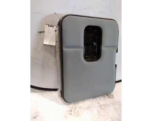KENWORTH T680 DOOR, COMPARTMENT