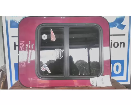 KENWORTH T680 DOOR, COMPARTMENT