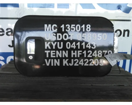 KENWORTH T680 DOOR, COMPARTMENT