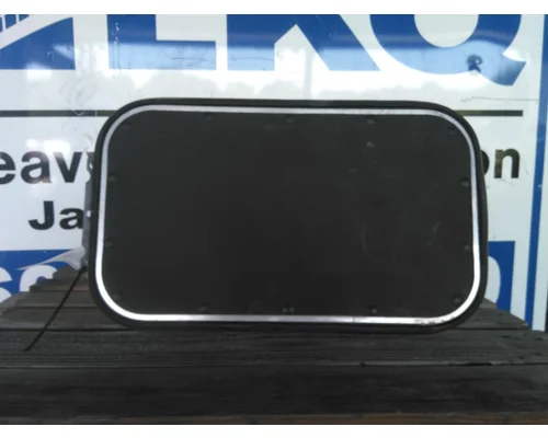 KENWORTH T680 DOOR, COMPARTMENT
