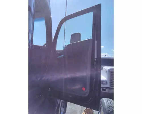 KENWORTH T680 DOOR ASSEMBLY, FRONT