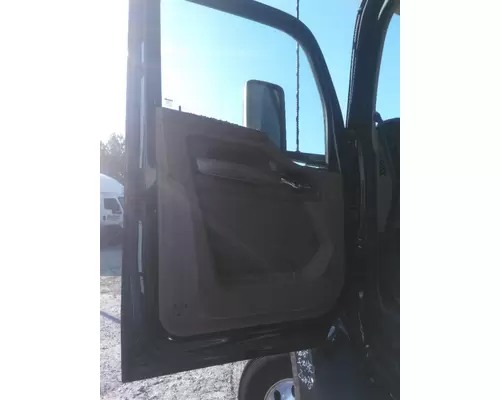 KENWORTH T680 DOOR ASSEMBLY, FRONT