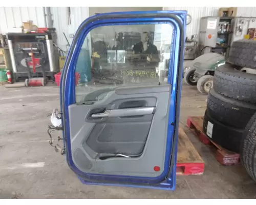 KENWORTH T680 DOOR ASSEMBLY, FRONT