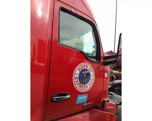 KENWORTH T680 DOOR ASSEMBLY, FRONT