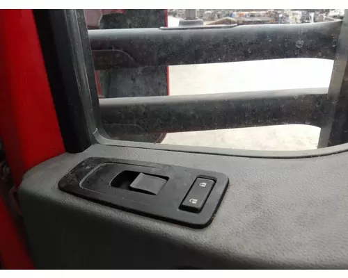 KENWORTH T680 DOOR ASSEMBLY, FRONT