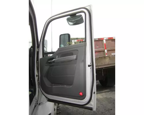 KENWORTH T680 DOOR ASSEMBLY, FRONT