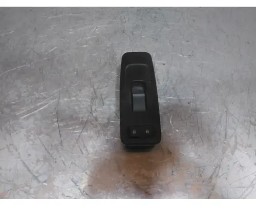 KENWORTH T680 DOOR ELECTRICAL SWITCH