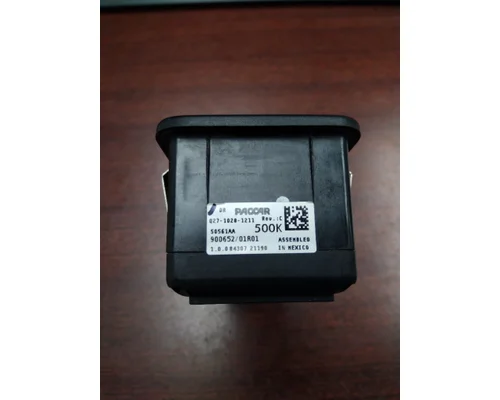 KENWORTH T680 DOOR ELECTRICAL SWITCH