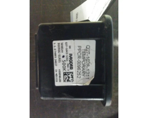 KENWORTH T680 DOOR ELECTRICAL SWITCH