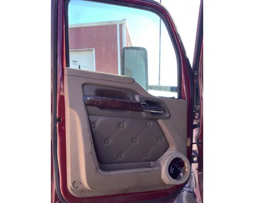 KENWORTH T680 DOOR-FRONT