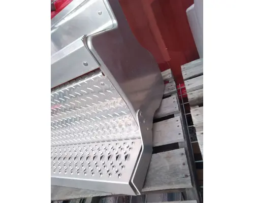 KENWORTH T680 DPF (Diesel Particulate Filter)