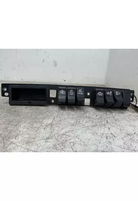 KENWORTH T680 Dash / Console Switch