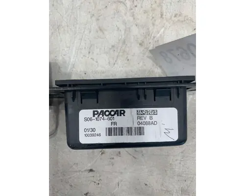 KENWORTH T680 Dash  Console Switch