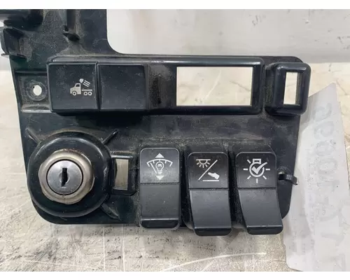 KENWORTH T680 Dash  Console Switch
