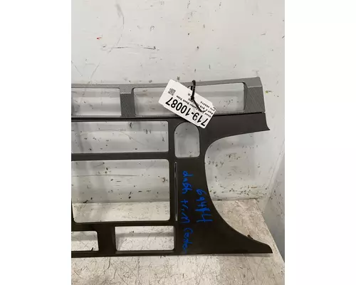 KENWORTH T680 Dash Assembly