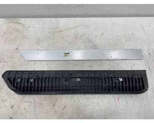KENWORTH T680 Dash Assembly