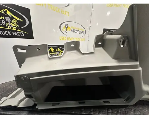 KENWORTH T680 Dash Assembly