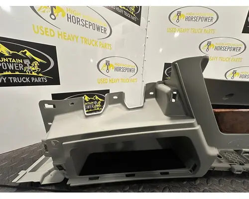 KENWORTH T680 Dash Assembly