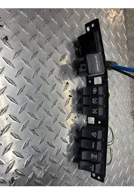 KENWORTH T680 Dash Assembly