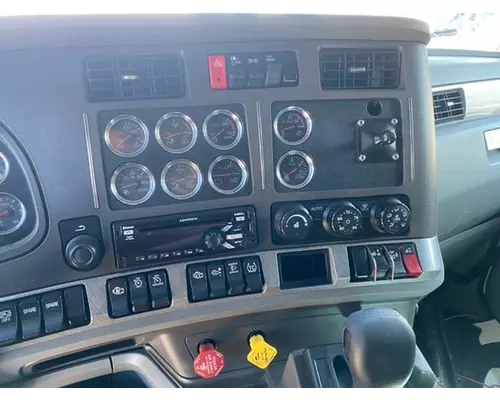 KENWORTH T680 Dash Assembly