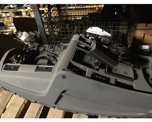 KENWORTH T680 Dash Assembly