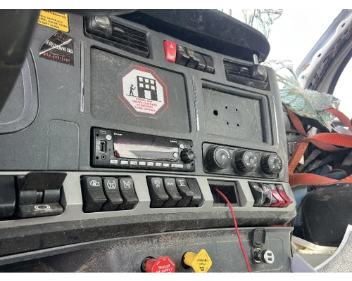 KENWORTH T680 Dash Bezel