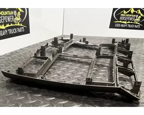 KENWORTH T680 Dash Panel