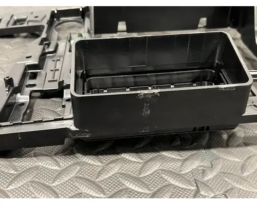 KENWORTH T680 Dash Panel