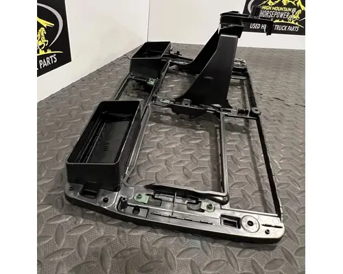 KENWORTH T680 Dash Panel